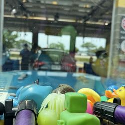 Prompto 10 Minute Oil Change - Waiting in line
