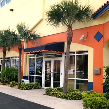 Value Store It Self Storage - Office Entrance - Self Storage Near Me - North Miami Beach, Florida Value Store It Self Storage - Office Entrance - Self Storage Near Me - North Miami Beach, Florida