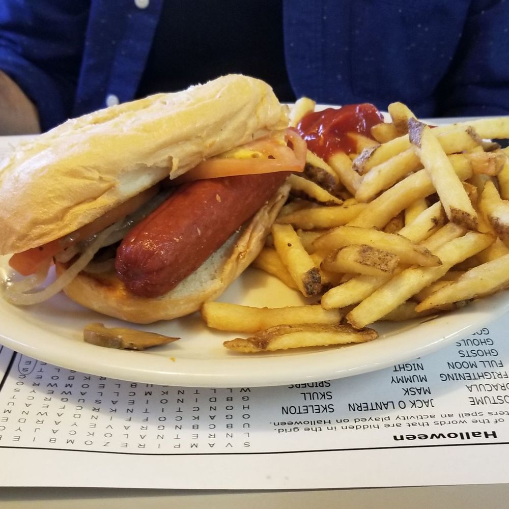 Bob's Diner - steak house hot dog view two - Diners Near Me - Bainbridge, New York Bob's Diner - steak house hot dog view two - Diners Near Me - Bainbridge, New York