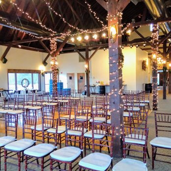 The Loft at Landis Creek - Seating arrangement with dance floor in the middle - Venues & Event Spaces Near Me - Limerick, Pennsylvania