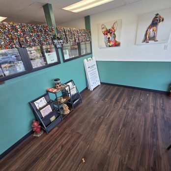 Dog Country Grooming - See the licence and cleaness - Pet Groomers Near Me - Arvada, Colorado Dog Country Grooming - See the licence and cleaness - Pet Groomers Near Me - Arvada, Colorado
