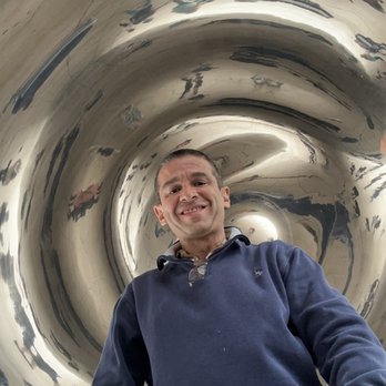 Colm Ronan Private Tour Guide - The classic Bean Photo - Walking Tours Near Me