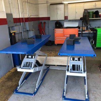 Service Tech Tools & Equipment - Pad lift. - Mobility Equipment Sales & Services Near Me - Simi Valley, California