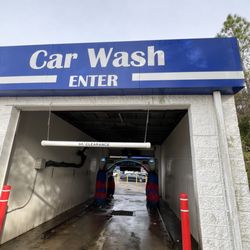 Marathon Gas Station - Car Wash
