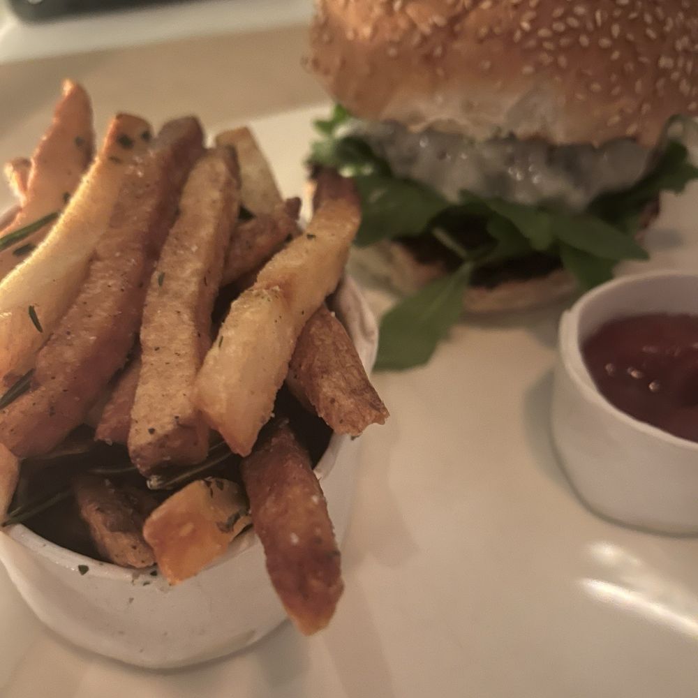 ABC Kitchen - Grass Fed Cheeseburger - Breakfast & Brunch Near Me - New York, New York ABC Kitchen - Grass Fed Cheeseburger - Breakfast & Brunch Near Me - New York, New York