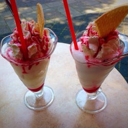Italia - Cream Soda, ice cream with a shot of sparkling water.. Nice!