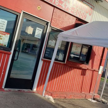 Tacos El Cuñado Bridge St - Order inside, one at a time. Picnic benches to the side. - Mexican Near Me - Grand Rapids, Michigan Tacos El Cuñado Bridge St - Order inside, one at a time. Picnic benches to the side. - Mexican Near Me - Grand Rapids, Michigan