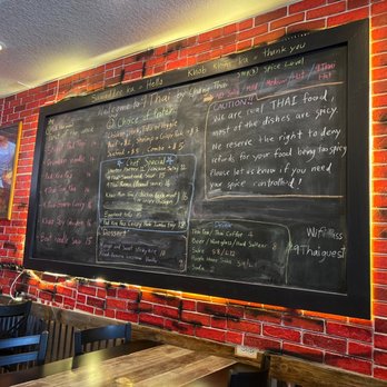 9 Thai Restaurant - Quick menu/specials! - Thai Near Me - Denver, Colorado