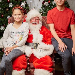 St. Leo's School - Merry Christmas from your friends at St. Leo's School