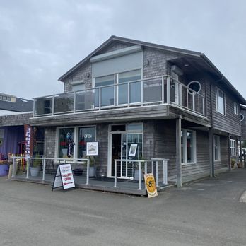 3 Otters Coffee - Coffee & Tea Near Me - Ilwaco, Washington 3 Otters Coffee - Coffee & Tea Near Me - Ilwaco, Washington