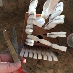 Cutco Set and scissor like brand new again! Cutco Set and scissor like brand new again!