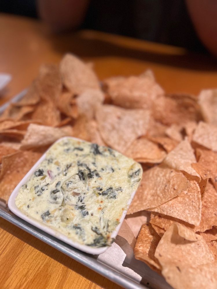 BJ's Restaurant & Brewhouse