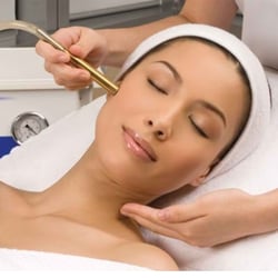 Crystal Beauty Lounge - Luxury Diamond Peel
