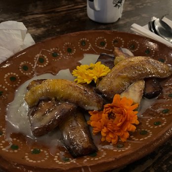 D' La Santa - Fried bananas - Mexican Near Me - Seattle, Washington