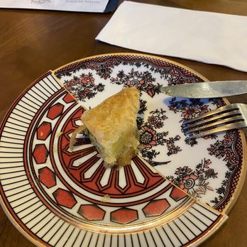 Liu Loqum Atelier - Serving dish. - Desserts Near Me - Toronto, Ontario