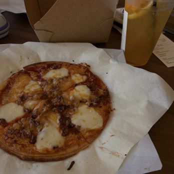 Yellow Goose Cafe - goose pizza - Bubble Tea Near Me - Garden Grove, California