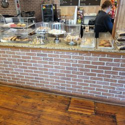Mama D's Bakery