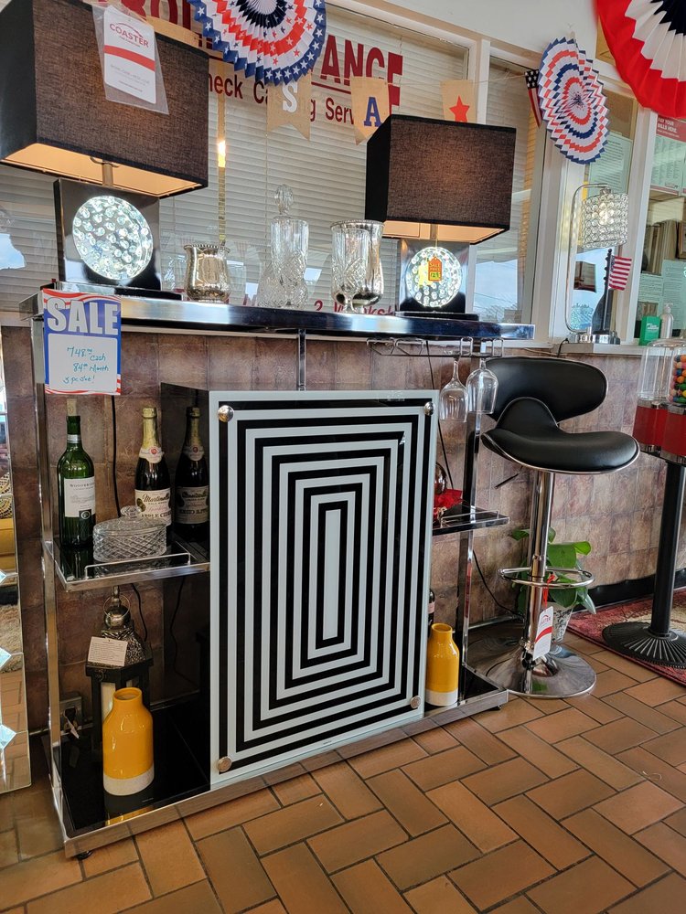 A & J RENTAL Updated August 2024 15 Photos 1123 Hardy St