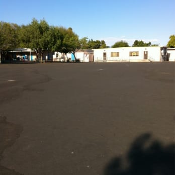 Dearborn Street Elementary School - Elementary Schools Near Me - Northridge, California