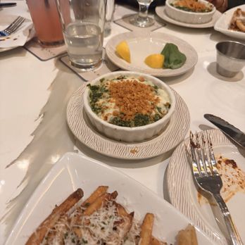 Riverdance Restaurant - Creamy spinach and truffle fries - Breakfast & Brunch Near Me - Guild, Tennessee Riverdance Restaurant - Creamy spinach and truffle fries - Breakfast & Brunch Near Me - Guild, Tennessee