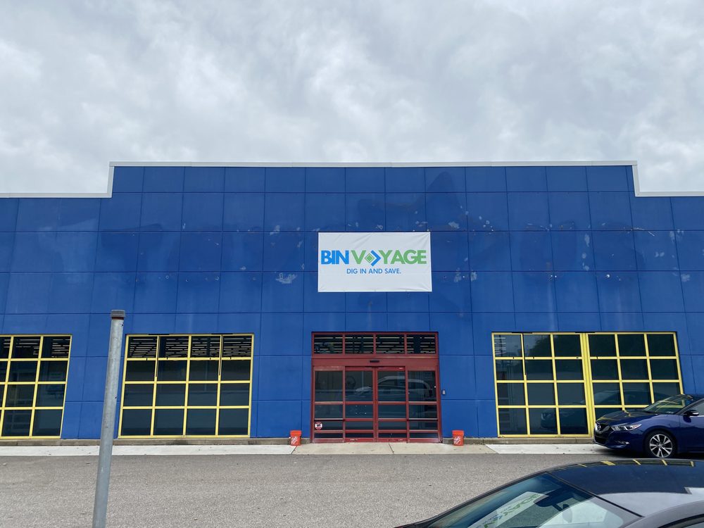 BIN VOYAGE Updated August 2024 4822 Whipple Ave NW, Canton, Ohio Discount Store Phone