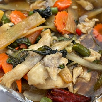 Thai Hut - Thai Near Me - Sacramento, California