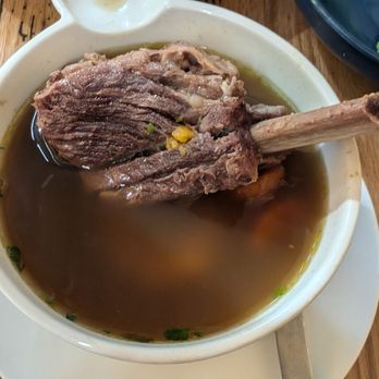 Dando La Brasa - Short Rib soup - Salad Near Me - Miami, Florida