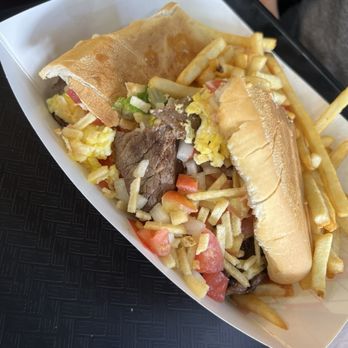 Craig's Cafe and Bakery - Pan con Bistec a Caballo - Coffee & Tea Near Me - Hialeah Gardens, Florida Craig's Cafe and Bakery - Pan con Bistec a Caballo - Coffee & Tea Near Me - Hialeah Gardens, Florida