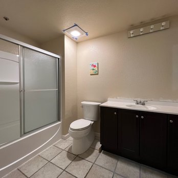 Monroy Remodeling - Electricians Near Me Monroy Remodeling - Electricians Near Me