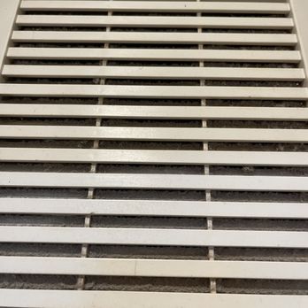 Ocean Star Inn - Bathroom fan- caked with dust, mold, hair! - Hotels Near Me - Sequim, Washington