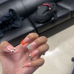 Venus Nails & Eyelash