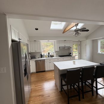 B Dean Builders - Kitchen remodel - Carpenters Near Me