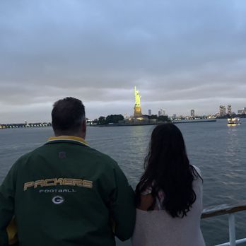 WorldStrides - Dinner Cruise on the Hudson River - Travel Services Near Me - Charlottesville, Virginia