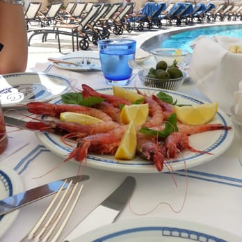 Hotel Quisisana - Shrimp! At the restaurant La Colombaia in the Quisi. - Hotels Near Me - Capri, NA