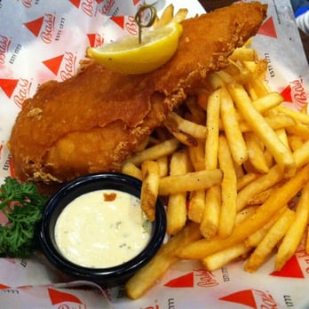 Dave & Buster's Milpitas - San Jose - Bass Ale Battered Fish & Parmesan Potato Chips (8oz. Pacific Cod Filet, Bass Ale Battered & Fried, $11.79) - Arcades Near Me - Milpitas, California