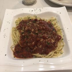 Marinara pasta that accompanies the crab stuffed shrimp