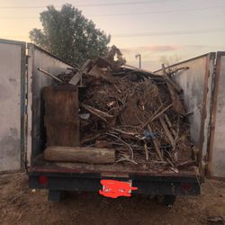 SeayWhat Trash Removal