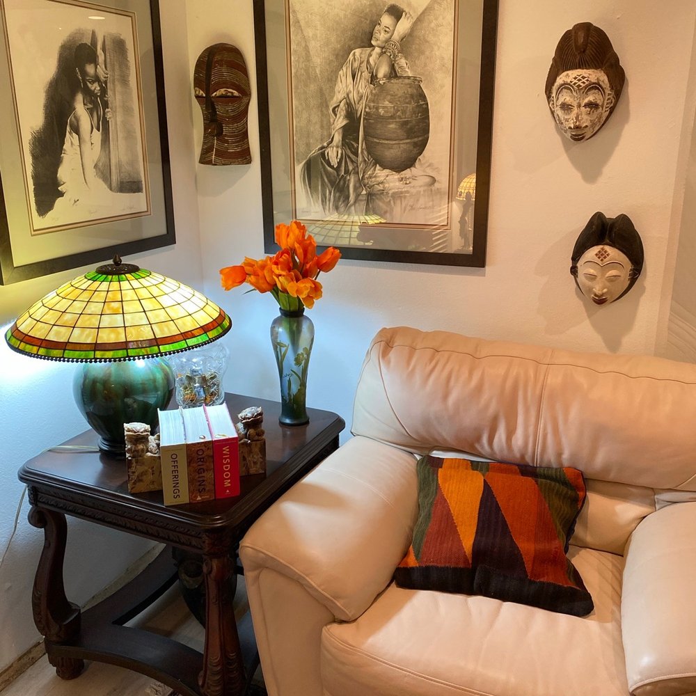 E Professional Cleaning Services - I have lots of art. Meant lots of dusting and lots of TLC - Home Cleaning Near Me E Professional Cleaning Services - I have lots of art. Meant lots of dusting and lots of TLC - Home Cleaning Near Me