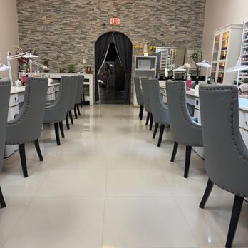 Nails Tropical Spa - Nail Salons Near Me - Middletown, Delaware