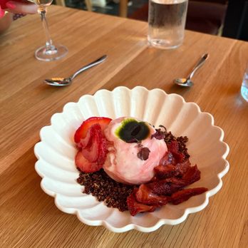 Uchi DC - Sushi Bars Near Me - Washington, DC, District of Columbia