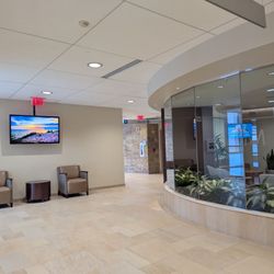 Lemmen-Holton Cancer Pavilion