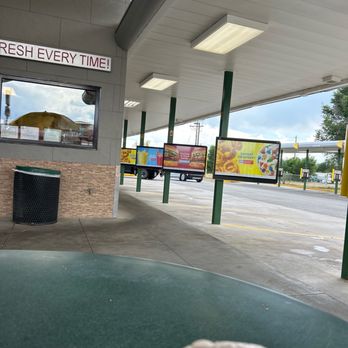 Sonic Drive-In - a view of a gas station - Fast Food Near Me - Raton, New Mexico
