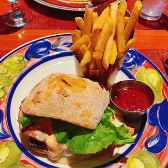 Somni NY Tapas - Grilled Chicken Chipotle Sandwich - Tapas Bars Near Me - Monroe, New York