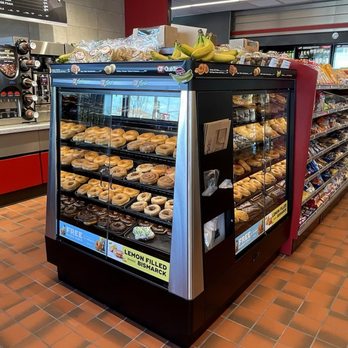 QuikTrip - Bakery Cases - Gas Stations Near Me - Kansas City, Missouri QuikTrip - Bakery Cases - Gas Stations Near Me - Kansas City, Missouri