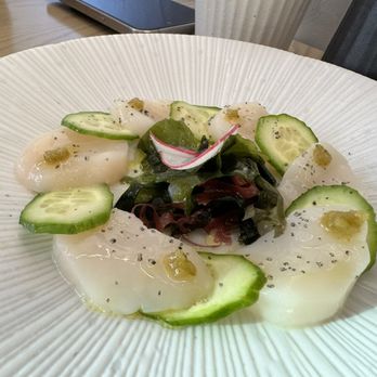 Akami Sushi - Scallop sashimi - Sushi Bars Near Me - Arcadia, California