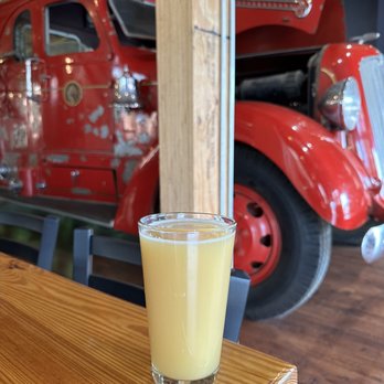 Bad Dog Brewery - Brewpubs Near Me - Torrington, Connecticut