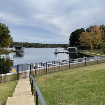 The Cove - Nice view from the restaurant - American Near Me - Mount Vernon, Texas