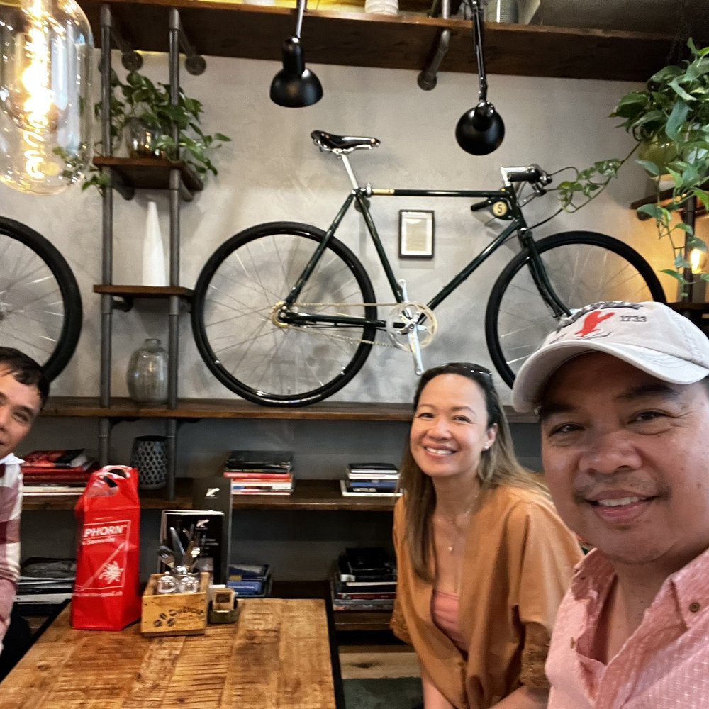 Velo Cafe - An inviting, clean, cozy and charming cafe - Cafes Near Me - Interlaken, BE Velo Cafe - An inviting, clean, cozy and charming cafe - Cafes Near Me - Interlaken, BE