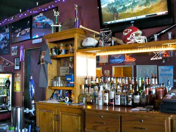 Holmtown Pub Logo