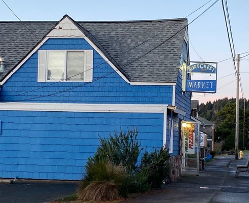 Surfcrest Market & Pizza by null